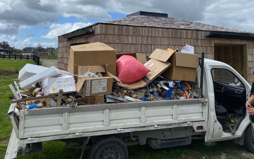 Camión de Fletes Marcelo listo para transporte